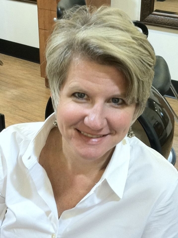 Rachelle's new short haircut!